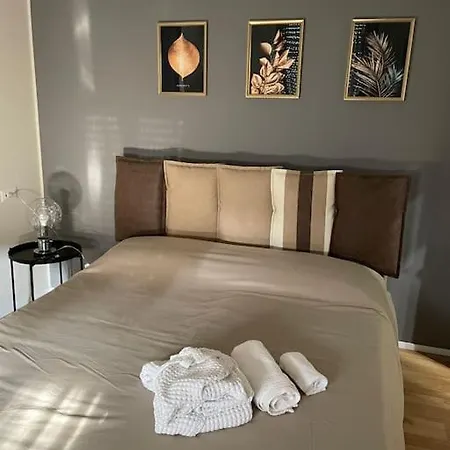 Cucchiari 7c Apartament *