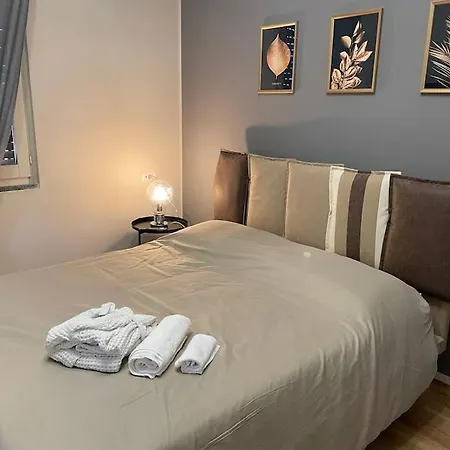 Cucchiari 7c Апартаменты Модена