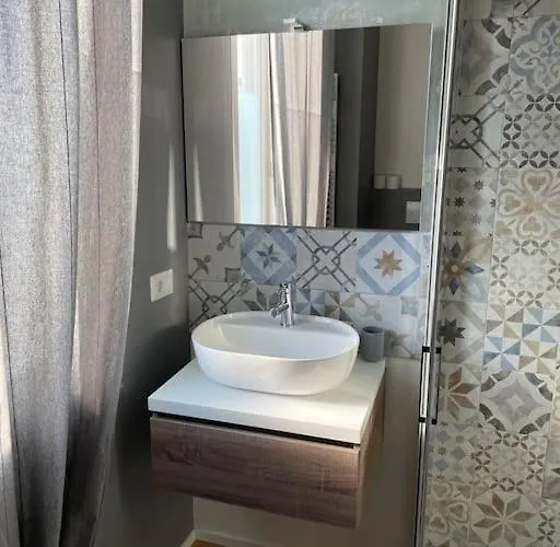 Cucchiari 7c Апартаменты Модена